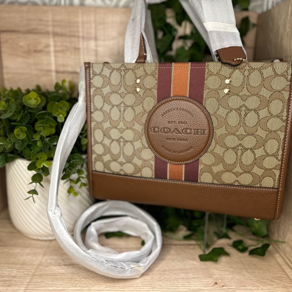 Dempsey Bag Coach - Picture 2 of 3